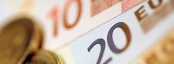 Euro Scheine und Münzen